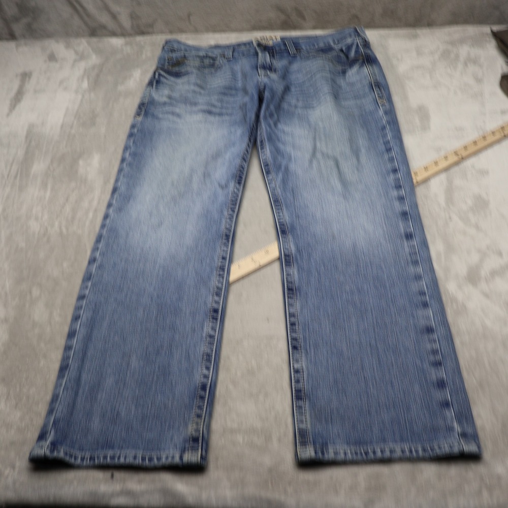 Ariat Jeans Mens 38x32 Medium Wash Denim Relaxed Boot Cut M2 Casual Whisker Fade